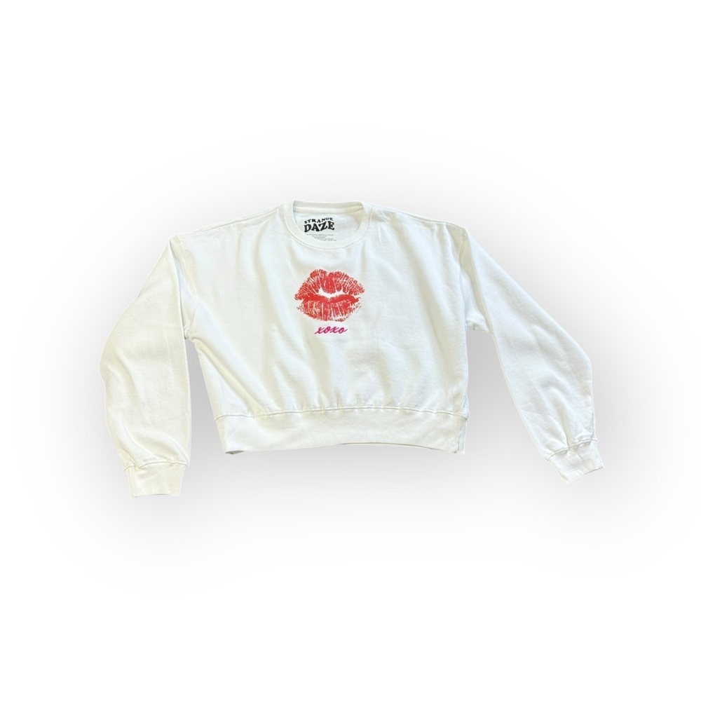 Strange Daze XOXO lip printer sweatshirt-white, size S (brand new missing tags)
